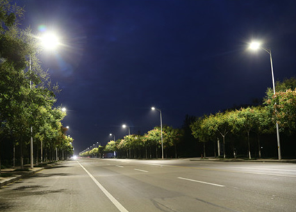 太阳能LED路灯电磁板的优点 太阳能LED路灯电磁板的优点